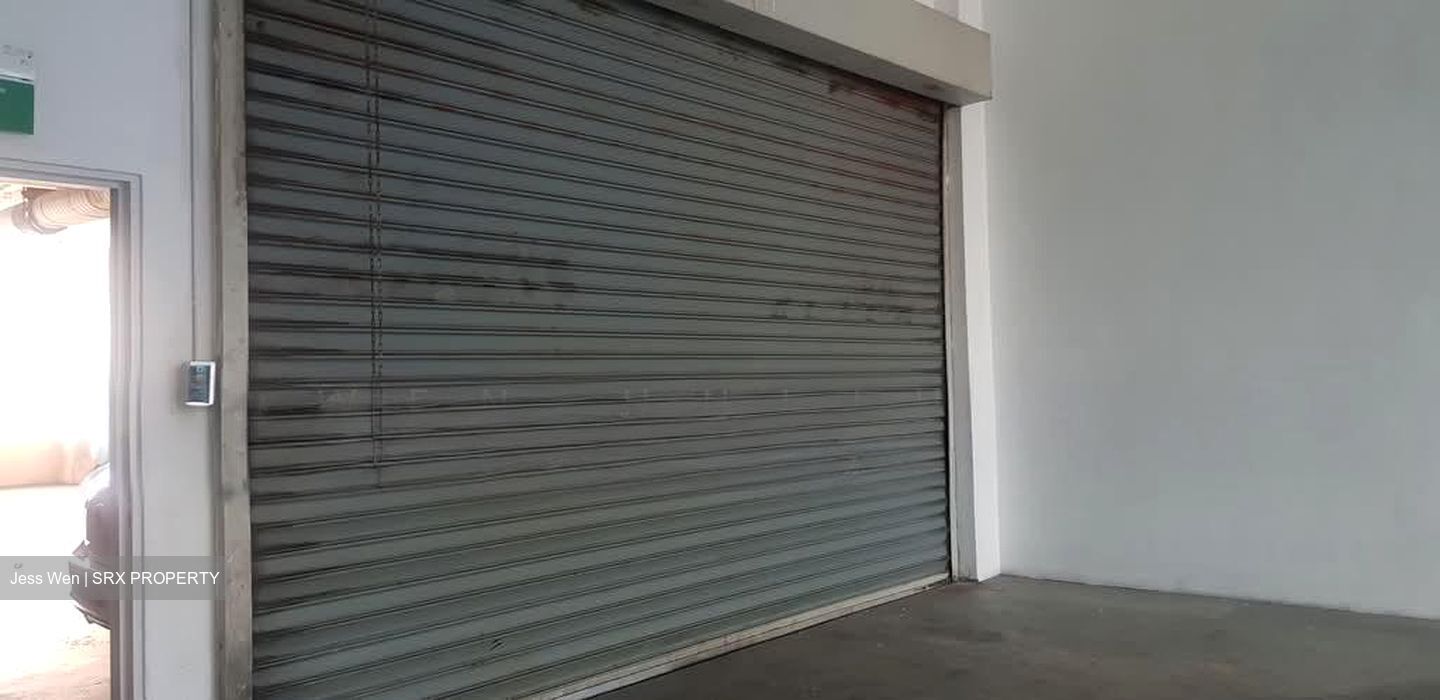 Chong Pang Garden (D27), Shop House #579595651